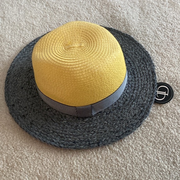 Dupatta Accessories - Dupatta Ukraine straw hat  NWT